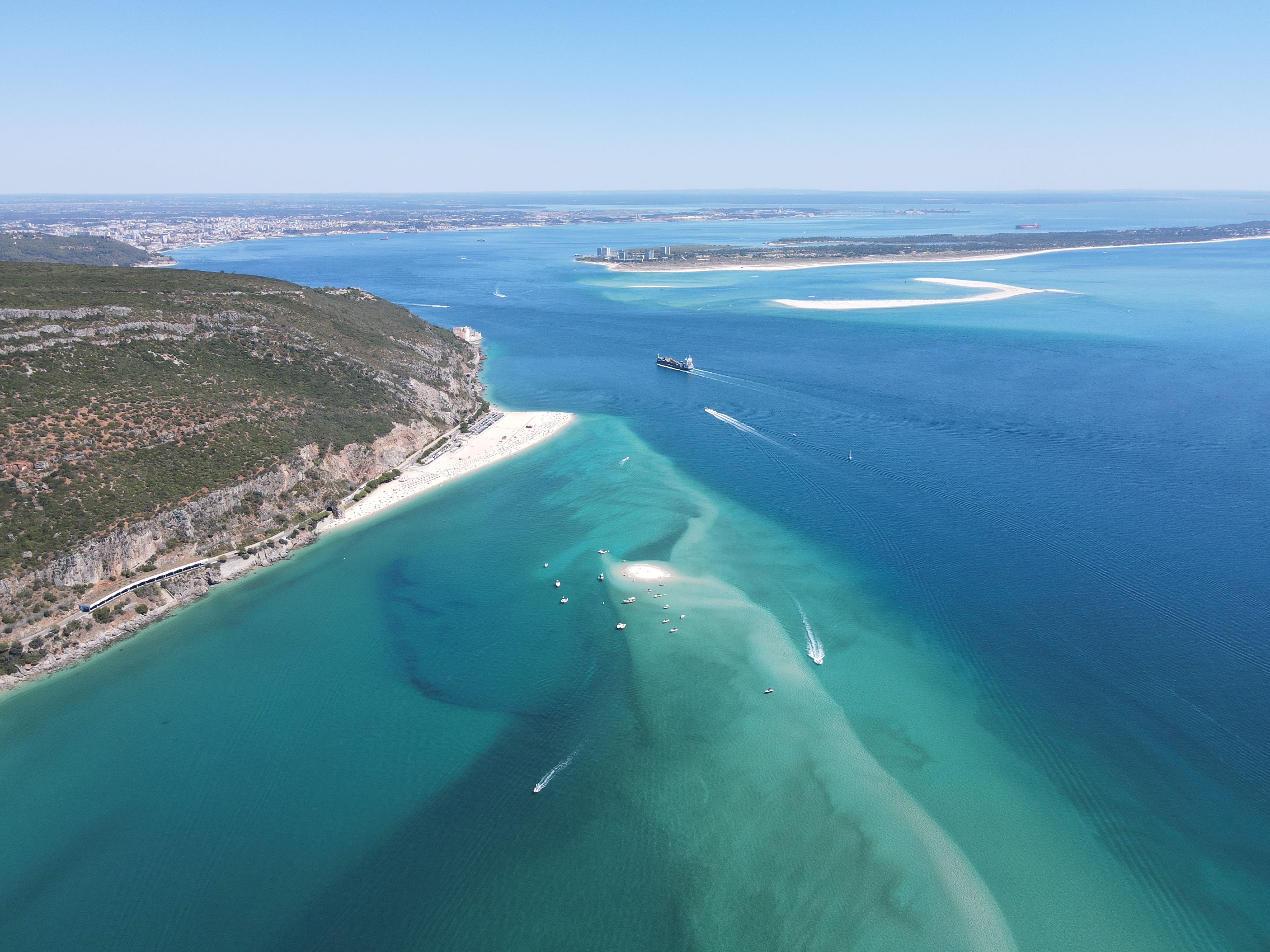 Corporate team building in Arrábida, Setúbal and Tróia